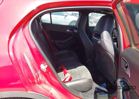 2018 Mercedes-Benz Amg Gla 45 4Matic z USA, uszkodzony, nr VIN WDDTG5CB0JJ443334